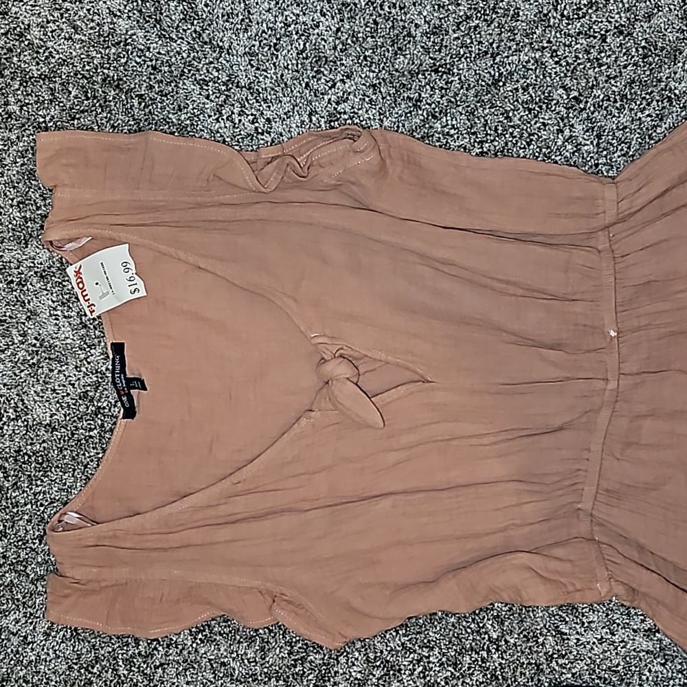 Romper - Picture 2 of 5